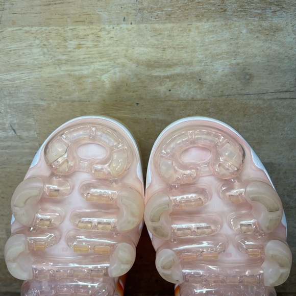 Nike Air VaporMax Plus Womens Size 6.5 Running Shoes Sneakers Guava Ice - Picture 10 of 12